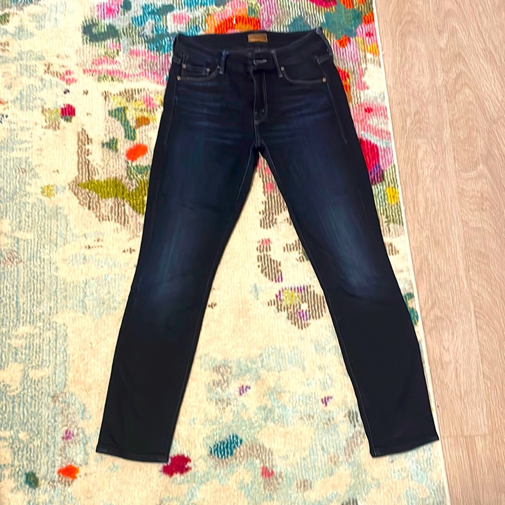 Dark blue mother denim skinny jeans.